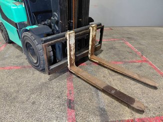 4-Rad Gabelstapler Yale GLP35