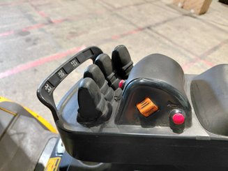 4-Rad Gabelstapler Hyundai 45B9