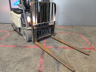 4-Rad Gabelstapler Crown SCF6040-18 - 6