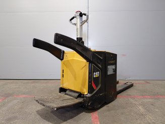 Niederhubwagen Fahrerstand Caterpillar NPV20N2
