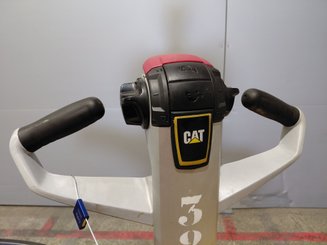 Niederhubwagen Fahrerstand Caterpillar NPV20N2