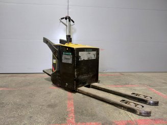Niederhubwagen Fahrerstand Caterpillar NPV20N2