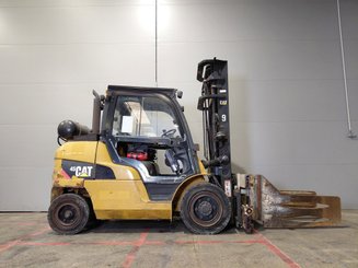 4-Rad Gabelstapler Caterpillar GP45NTD