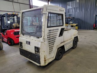 Schlepper Charlatte T135 - 1