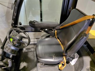 4-Rad Gabelstapler Yale GLP70VX - 8