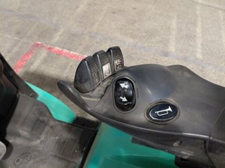 Gasstapler Yale YALE GLP25