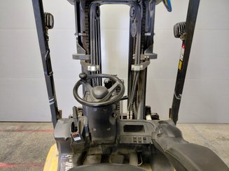 4-Rad Gabelstapler Caterpillar GP30NTD - 8