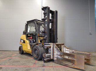 4-Rad Gabelstapler Caterpillar GP45NTD