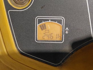 Niederhubwagen Fahrerstand Caterpillar NPV20N2