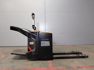 Niederhubwagen Fahrerstand Caterpillar NPV20N2