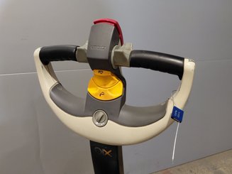 Niederhubwagen mit Deichsel Crown WP3020-2.0 - 6