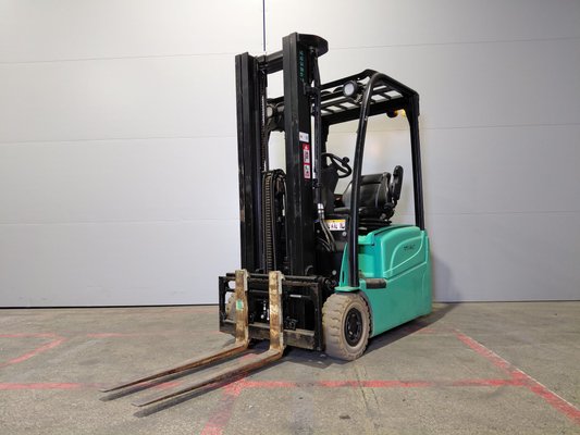 3-Rad Gabelstapler Yale ERP15VTSWB - 1