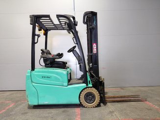 3-Rad Gabelstapler Yale ERP15VTSWB