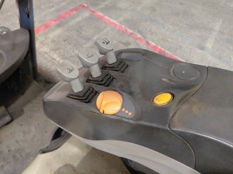 4-Rad Gabelstapler Crown SCF6040-18 - 8