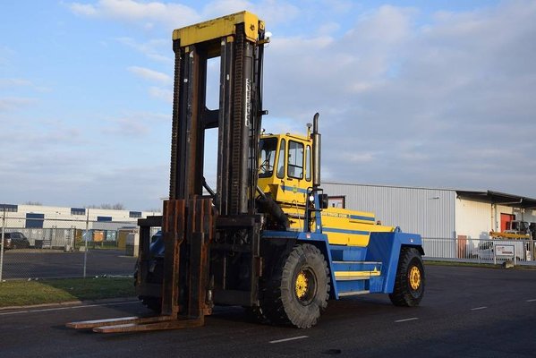 4-Rad Gabelstapler Svetruck 45120-57 - 1