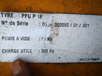 Zubehör Autres Pince à fût