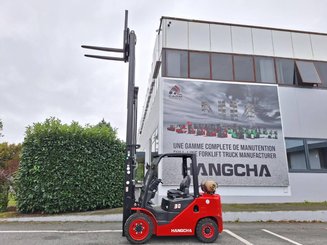 4-Rad Gabelstapler Hangcha XF30G