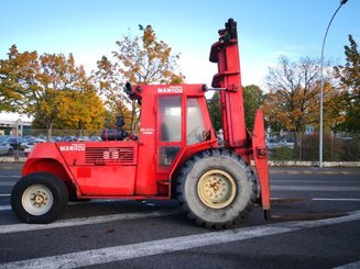 Geländestapler Manitou MC120 - 2