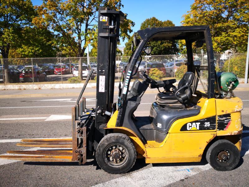 4-Rad Gabelstapler Caterpillar GP25N2 - 1