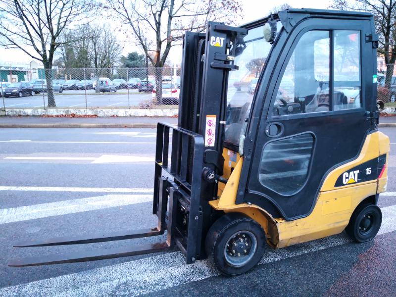 4-Rad Gabelstapler Caterpillar GP15N2 - 1