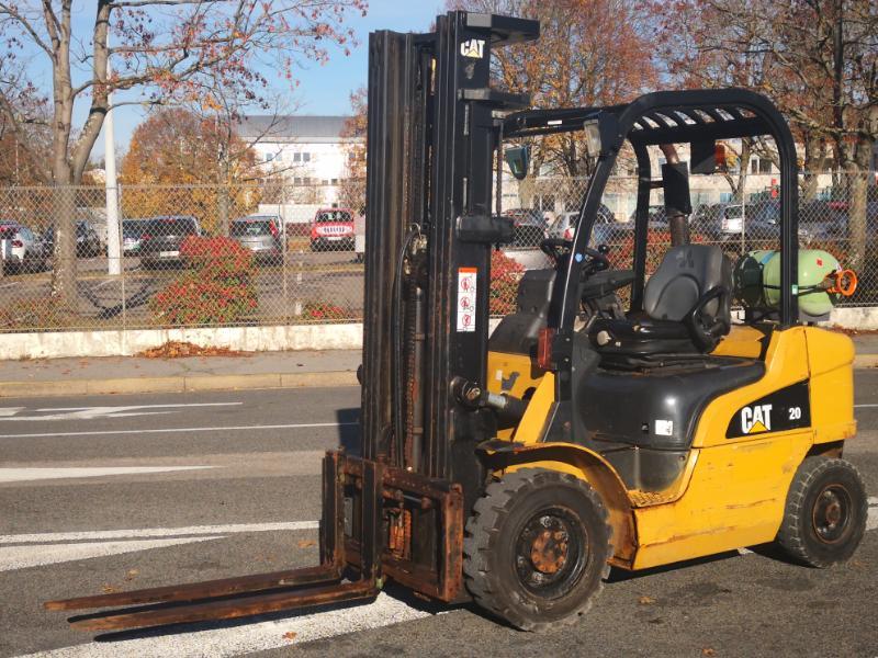 4-Rad Gabelstapler Caterpillar GP20N - 1