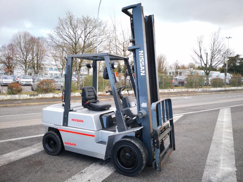 4-Rad Gabelstapler Nissan FGJ02A30U - 1