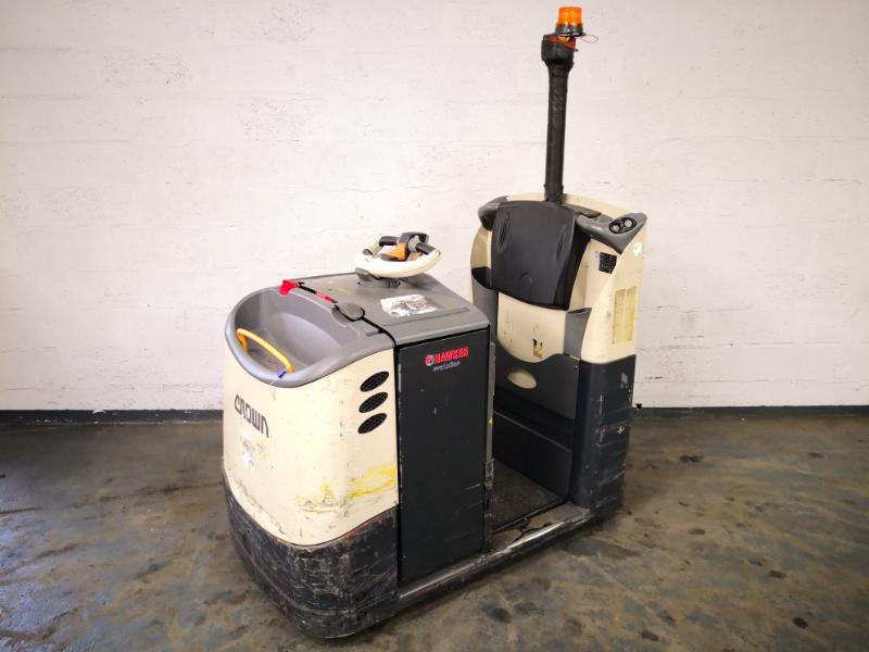 Terminaltraktoren Crown TC3000 - 1