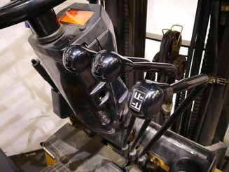 4-Rad Gabelstapler Caterpillar EC25N