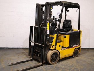 4-Rad Gabelstapler Caterpillar EC25N