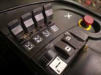 Schubmaststapler OM XR16AC