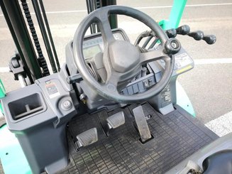 4-Rad Gabelstapler Mitsubishi FD40N