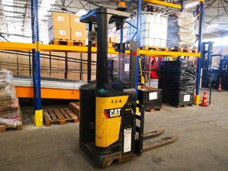 Hochhubwagen Fahrerstand Caterpillar NSR12N