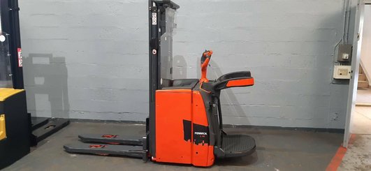 Hochhubwagen mit Deichsel Fenwick L16AP - 3