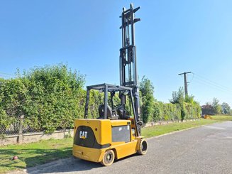 4-Rad Gabelstapler Caterpillar EC55N