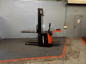 Gabelhochhubwagen mit klappbarer Plattform Hangcha CDD20 AZ3S