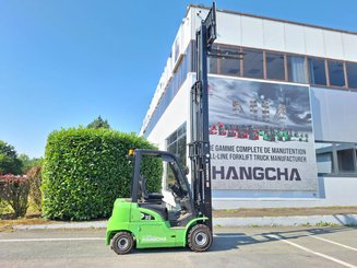 4-Rad Gabelstapler Hangcha XC30i