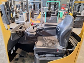 Schubmaststapler Hyster R1.6H