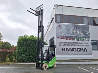 4-Rad Gabelstapler Hangcha XC18i