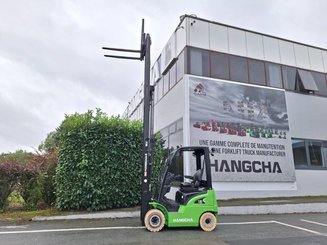 4-Rad Gabelstapler Hangcha XC18i