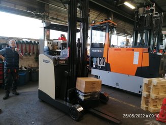 Schubmaststapler Crown ESR5240-1.4