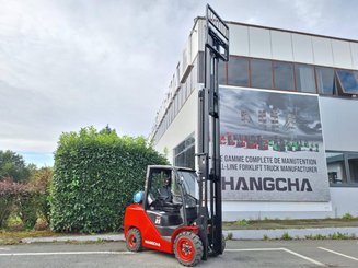 4-Rad Gabelstapler Hangcha XF35G