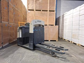 Niederhub-Kommissionierer Crown GPC3020
