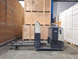 Niederhub-Kommissionierer Crown GPC3020