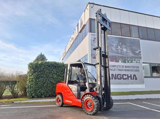 4-Rad Gabelstapler Hangcha XF55D