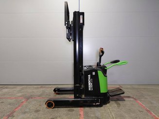 Gabelhochhubwagen mit klappbarer Plattform Hangcha CQDB16-AC2S-I