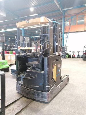 Schubmaststapler Caterpillar NR20N2H - 1