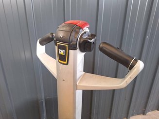 Niederhubwagen mit Deichsel Caterpillar NPP20N2E