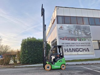 4-Rad Gabelstapler Hangcha XC18i