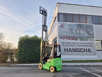 4-Rad Gabelstapler Hangcha XC18i