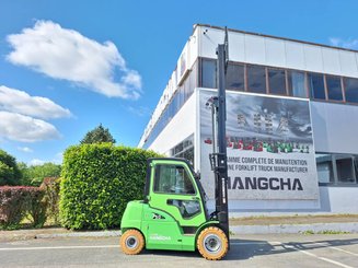 4-Rad Gabelstapler Hangcha XC50i-600